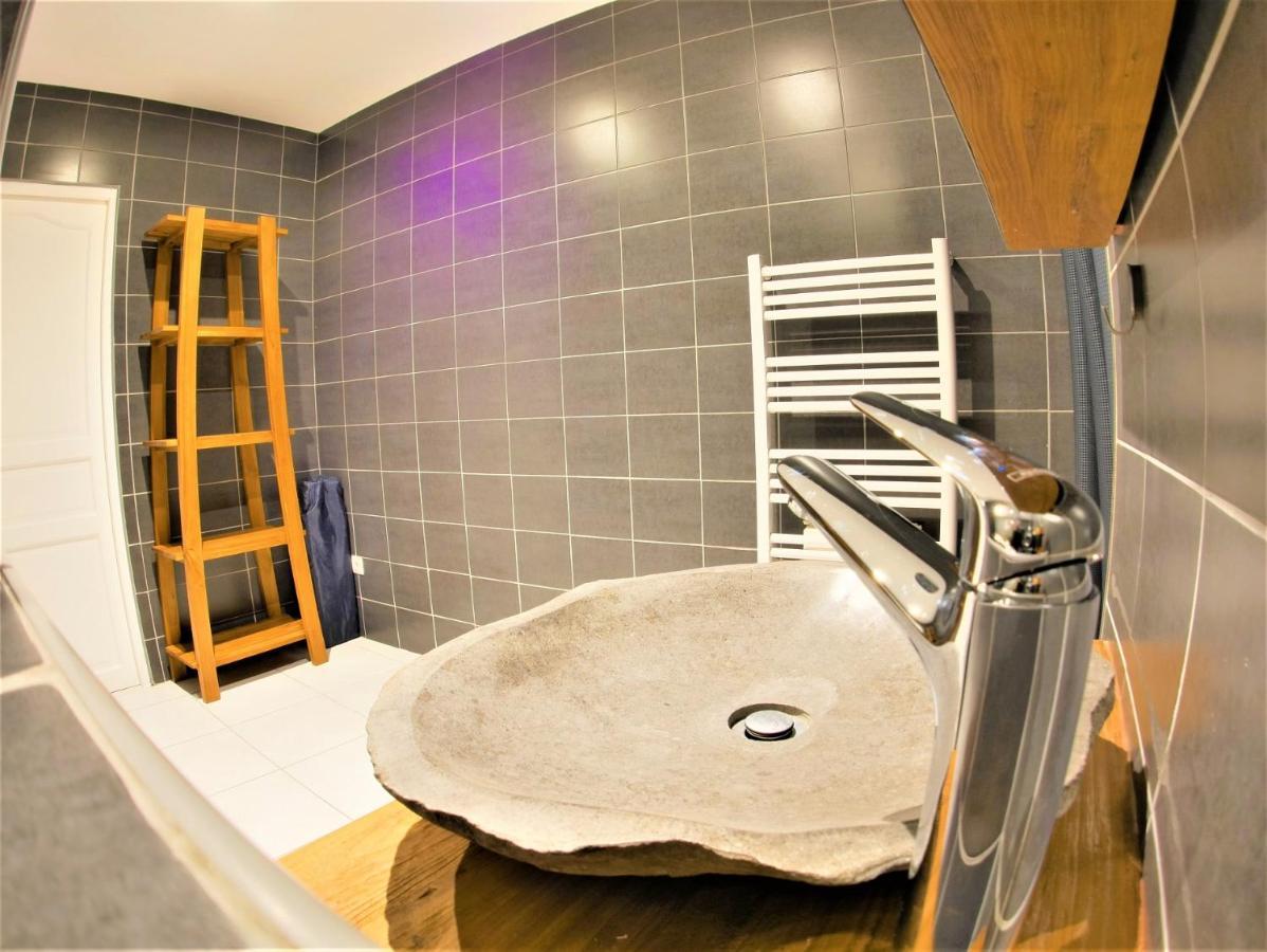 Appartement Le Salsero T4 De 93m2 En Centre Avec Billard Clim Prime Video Wifi Fibre